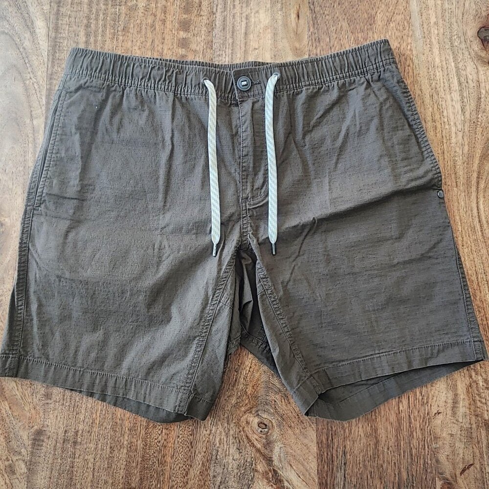 Vuori Shorts Mens Medium Green Ripstop Elastic Waist Drawstring Hiking Casual